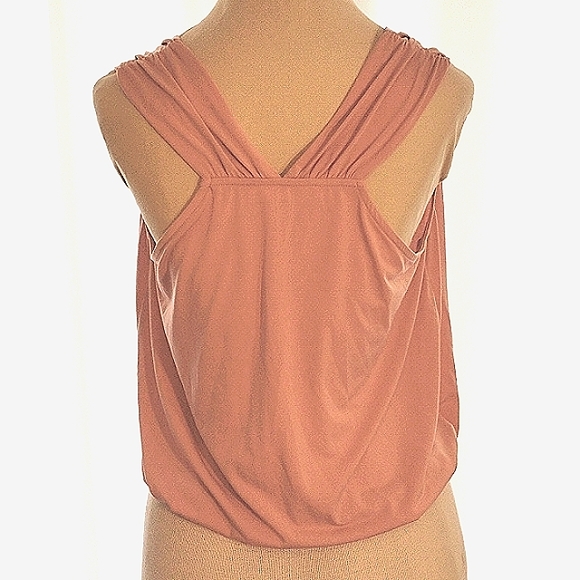 BCBGeneration Summer Top Asymmetrical V-front L Rose Tan color Sz M - Picture 14 of 16